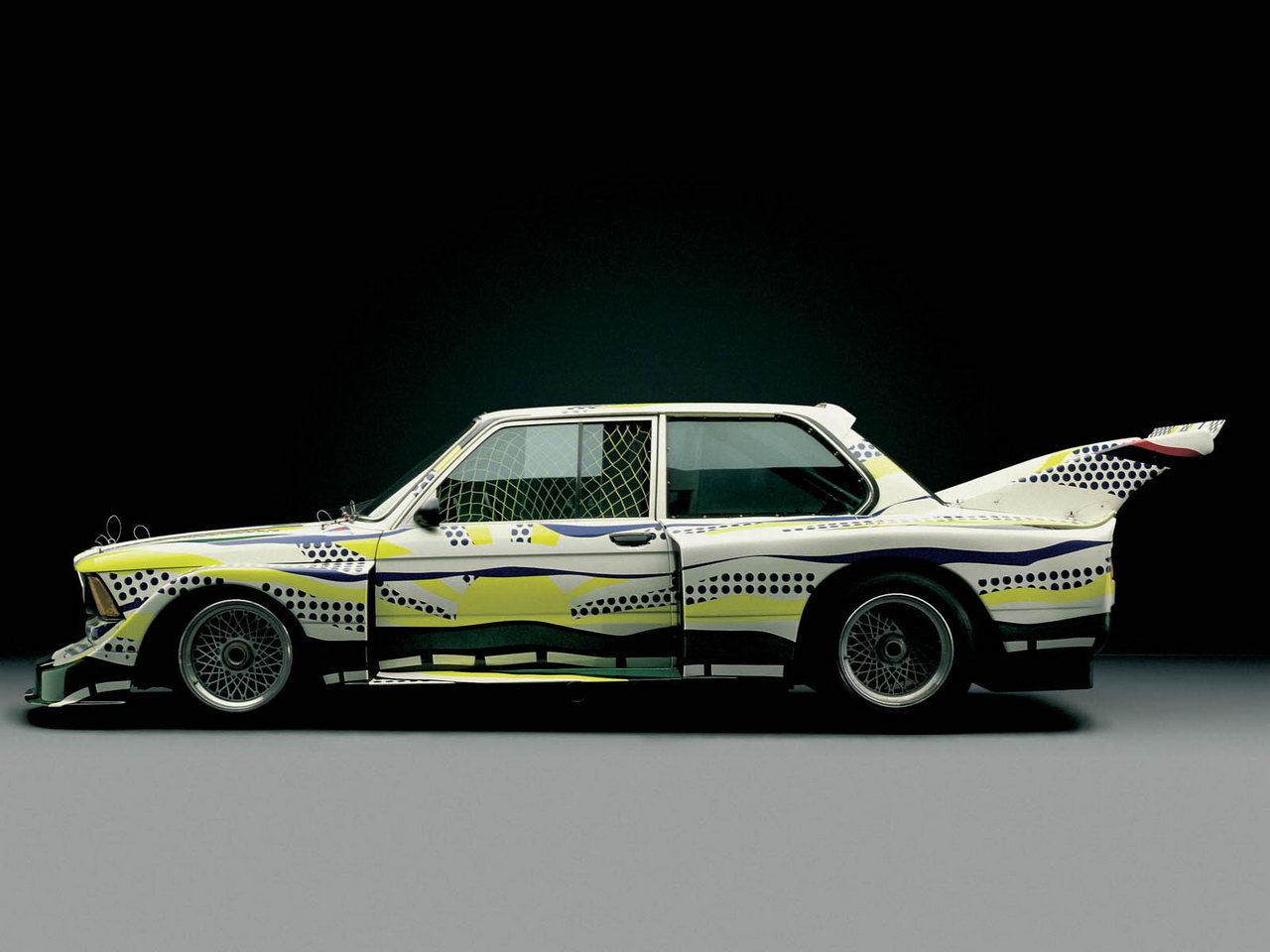 BMW ArtCars 1977 320i Roy Lichtenstein 002.jpg